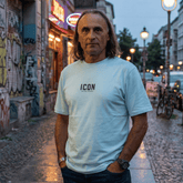 T-Shirt Gangs – Stay Brave Icon