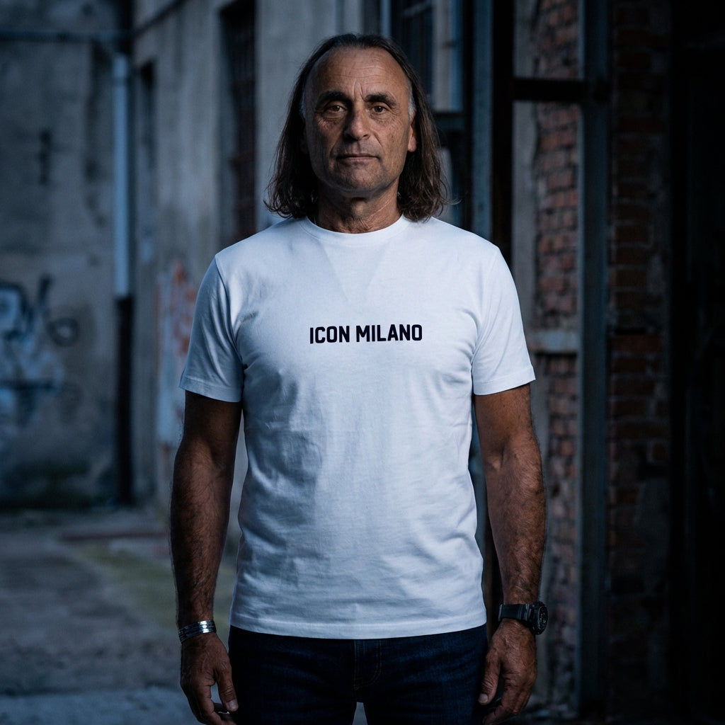 T-Shirt - Straight Logo