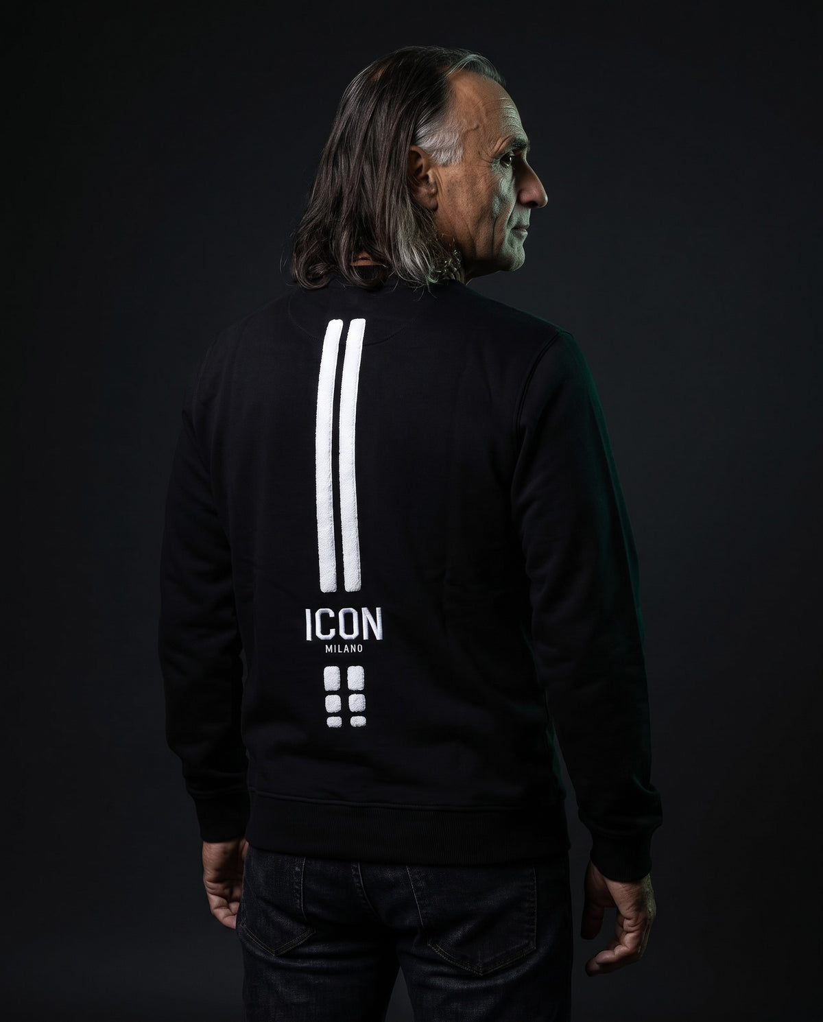 Icon Milano Pullover - Punto in Schwarz, Rückseite mit Chenille-Streifen