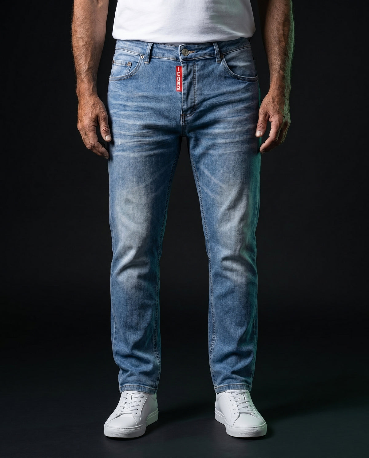 Icon 2 Jeans Onda Hellblau – Slim Denim, Frontansicht