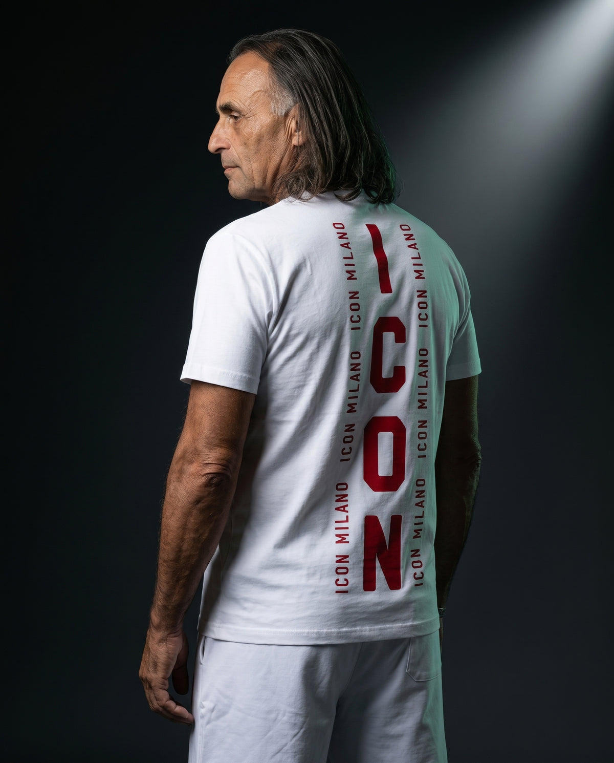 Icon Milano Set Notturno Weiss – Rückenansicht mit ICON-Print