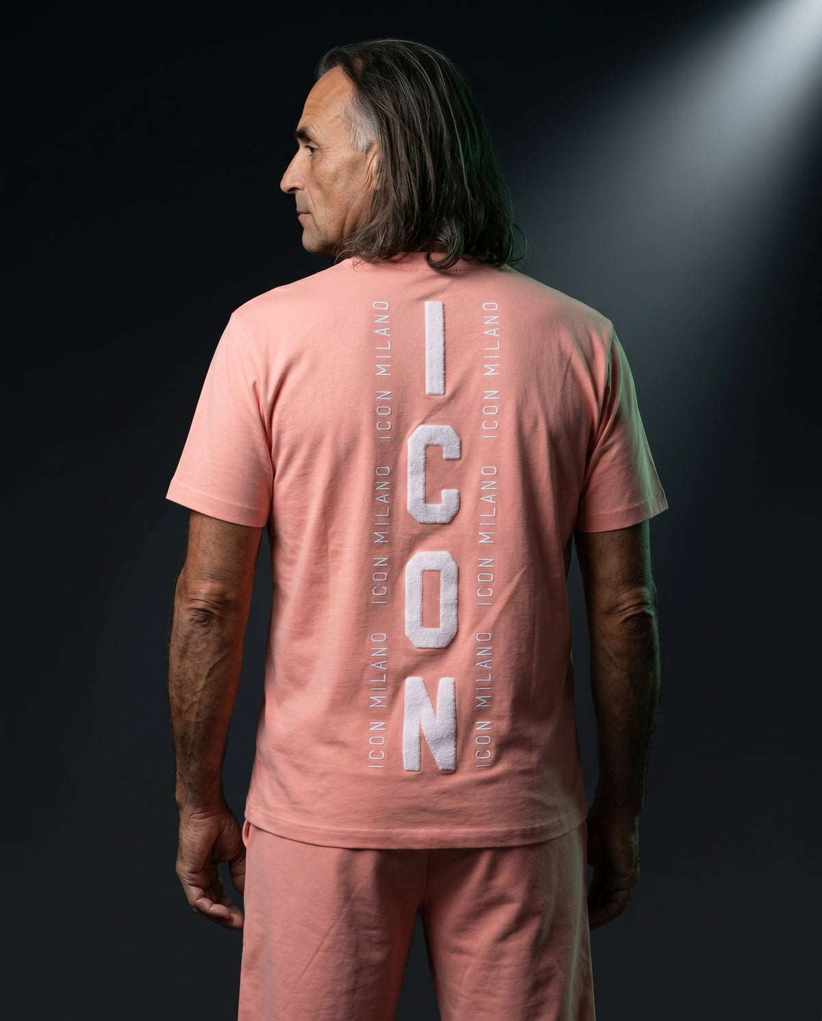 Icon Milano Set Notturno Coral – Rückenansicht mit ICON-Print